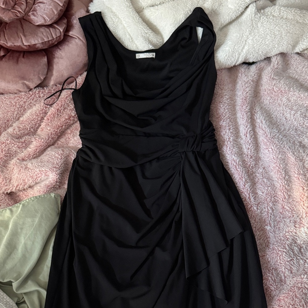 Elegant Black Sleeveless Dress target size 12